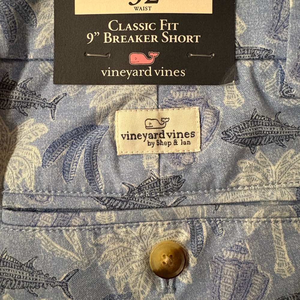 Vineyard Vines Blue and White Pattern Shorts